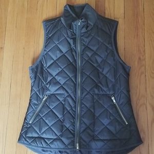 Old Navy green quilted vest
